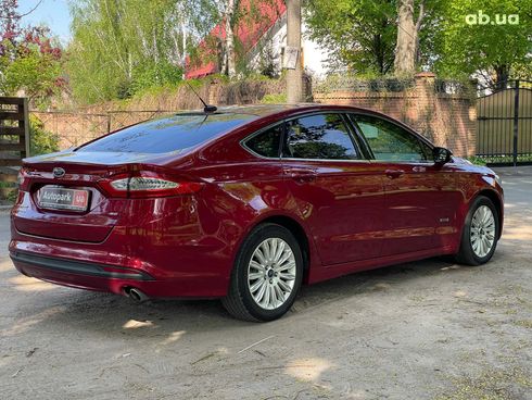 Ford Fusion 2015 красный - фото 9