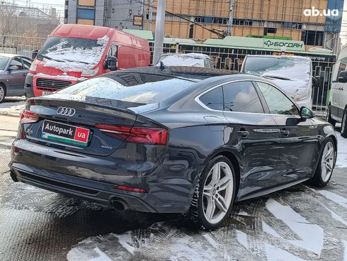 Audi A5 2019 серый - фото 9