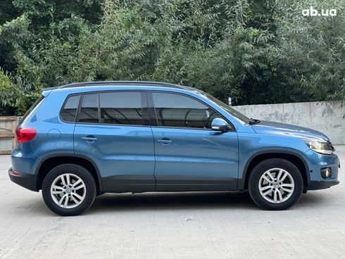 Volkswagen Tiguan 2016 синий - фото 4