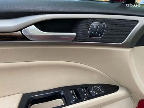 Ford Fusion 2015 красный - фото 22