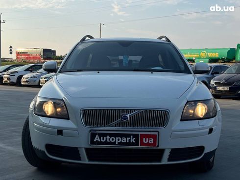 Volvo V50 2008 белый - фото 2