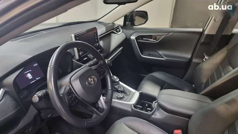Toyota RAV4 2022 - фото 11