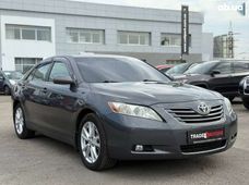 Продаж вживаних Toyota Camry в Києві - купити на Автобазарі