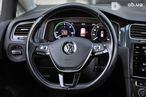 Volkswagen e-Golf 2019 - фото 12