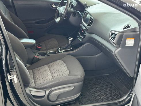 Hyundai Ioniq 2017 черный - фото 16