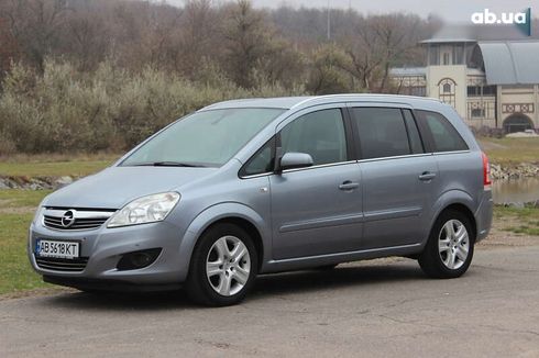 Opel Zafira 2009 - фото 2