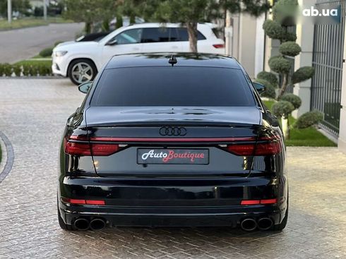 Audi A8 2020 - фото 16