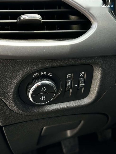 Opel Astra 2019 - фото 9
