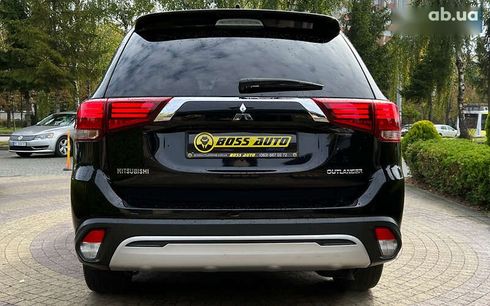 Mitsubishi Outlander 2019 - фото 6