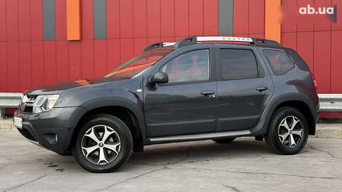 Renault Duster 2017 - фото 4