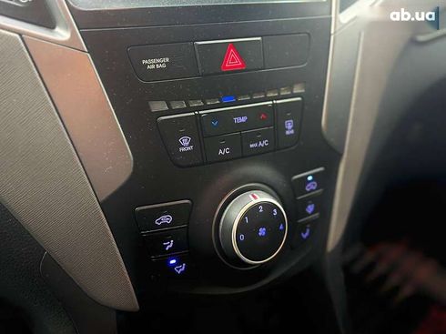 Hyundai Santa Fe 2018 - фото 30