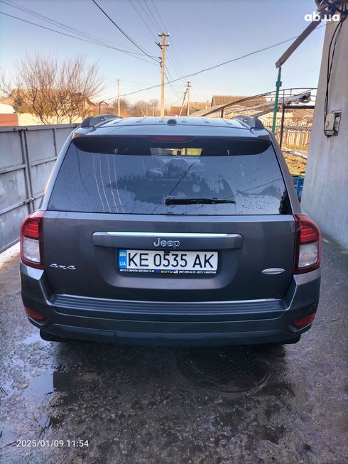 Jeep Compass 2016 серый - фото 3