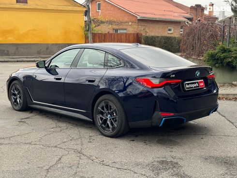 BMW i4 2023 синий - фото 10