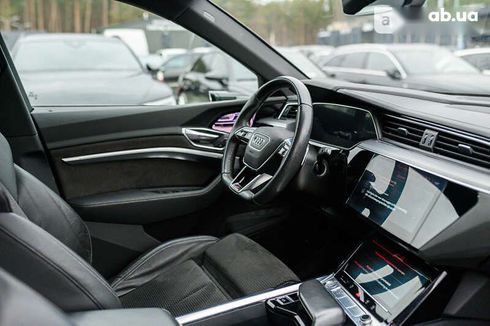 Audi E-Tron 2019 - фото 17