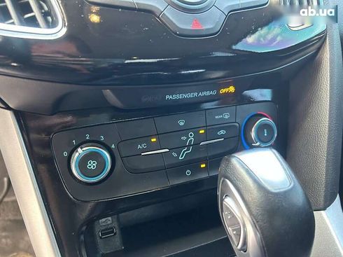 Ford Focus 2016 - фото 20