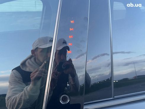 Ford Mustang Mach-E 2023 черный - фото 18