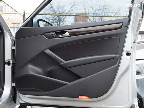 Volkswagen Passat 2014 - фото 28