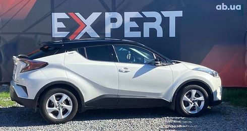 Toyota C-HR 2017 - фото 5