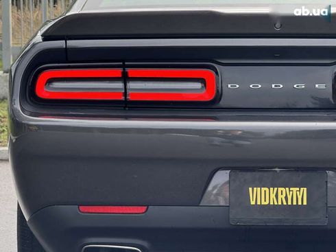 Dodge Challenger 2020 - фото 23