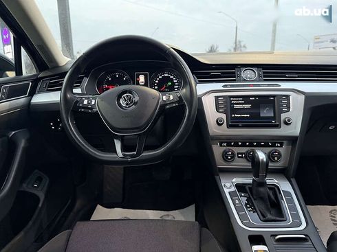 Volkswagen Passat 2016 - фото 14