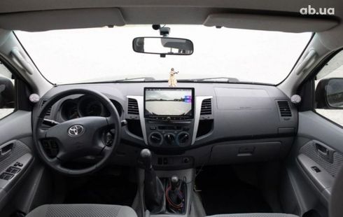 Toyota Hilux 2007 зеленый - фото 8
