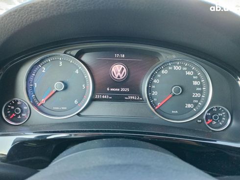 Volkswagen Touareg 2014 черный - фото 30