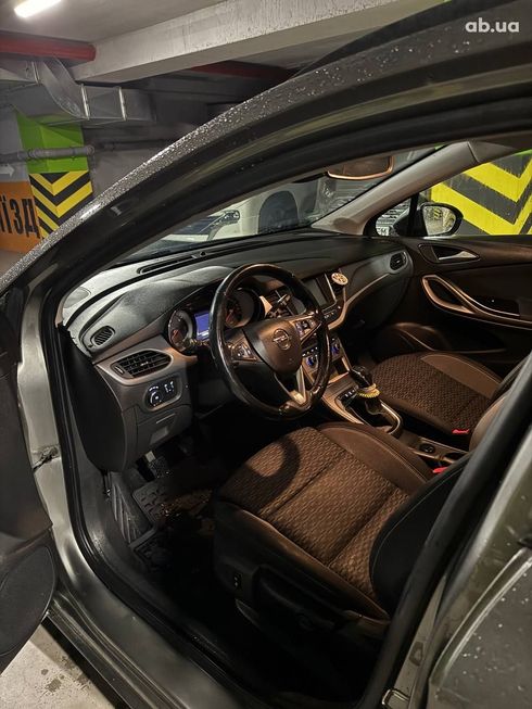 Opel Astra K Sports Tourer 2019 серебристый - фото 11