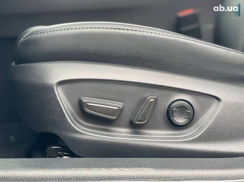 Toyota Camry 2018 - фото 15