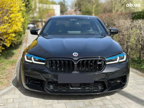 BMW M5 2022 серый - фото 2