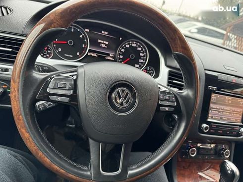 Volkswagen Touareg 2013 - фото 28