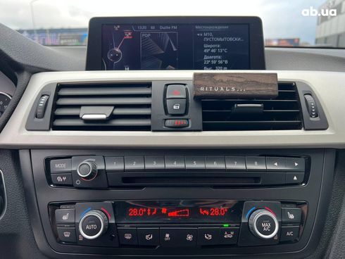 BMW 3 серия 2015 синий - фото 29