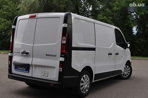 Renault Trafic 2021 - фото 9