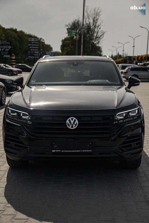 Volkswagen Touareg 2018 - фото 20