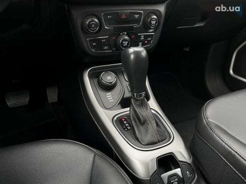 Jeep Compass 2019 - фото 20