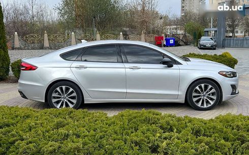 Ford Fusion 2019 - фото 8