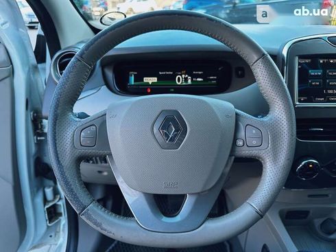 Renault Zoe 2017 - фото 16