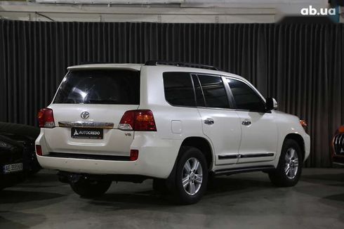 Toyota Land Cruiser 2013 - фото 6