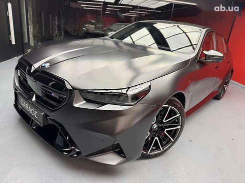 BMW M5 2025 - фото 9
