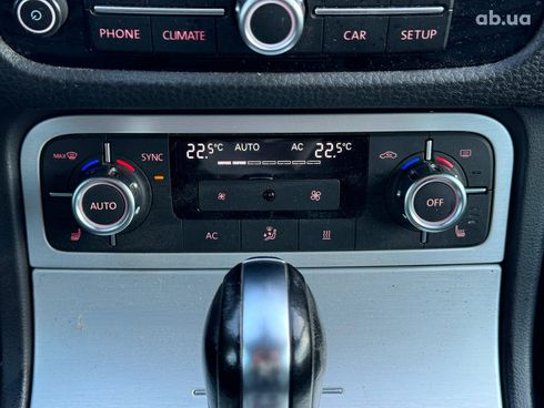 Volkswagen Touareg 2012 серый - фото 148