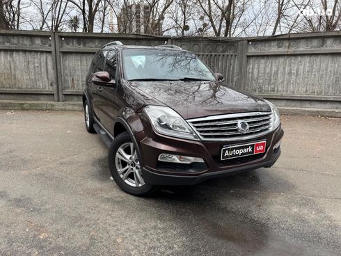 SsangYong Rexton 2014 коричневый - фото 3