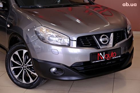 Nissan Qashqai 2011 серый - фото 3