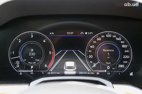 Volkswagen Touareg 2018 - фото 19