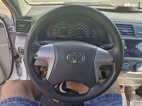 Toyota Camry 2008 - фото 15