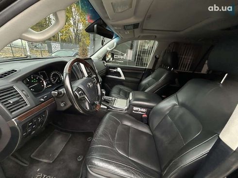 Toyota Land Cruiser 2016 - фото 21
