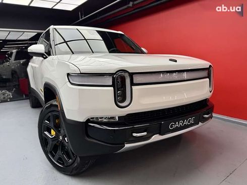 Rivian R1T 2023 - фото 10