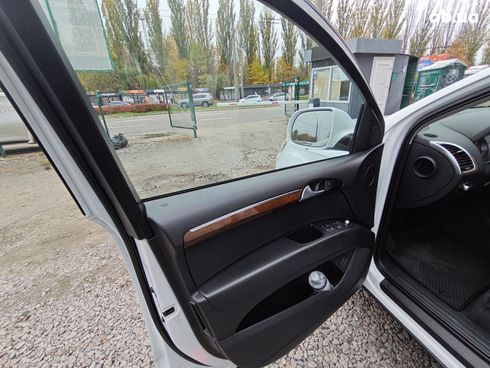 Audi Q7 2013 белый - фото 12