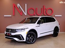 Автомобиль бензин Фольксваген Tiguan б/у - купить на Автобазаре