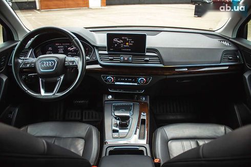 Audi Q5 2018 - фото 18