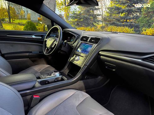 Ford Fusion 2016 черный - фото 32