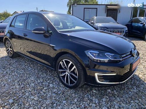 Volkswagen e-Golf 2019 - фото 12